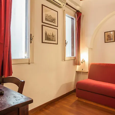 Il Glicine - Colosseo Apartment